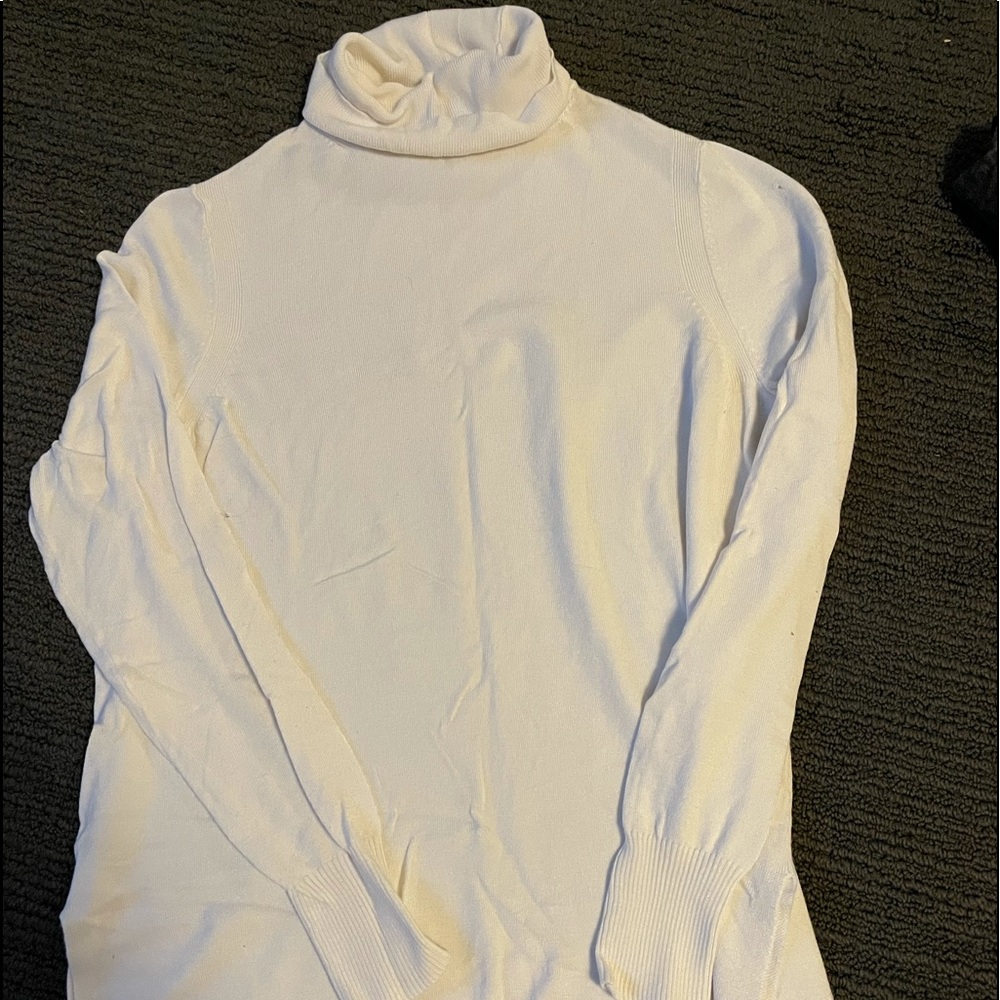 And Taylor white/cream turtleneck sweater